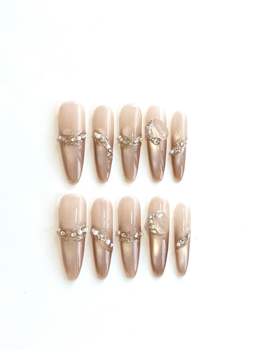 Nude Gold Jewel 3D Press-On Nails – The Golden Heiress