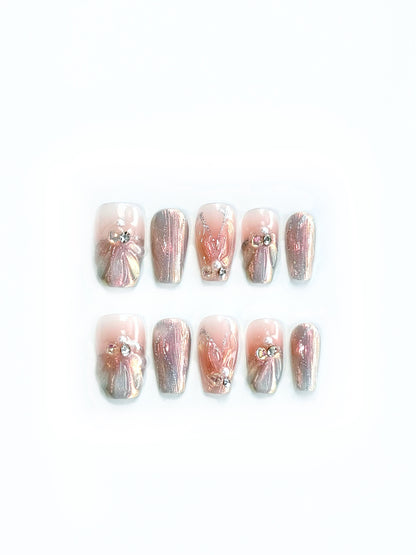 Iridescent Mermaid Pearl 3D Press-On Nails – The Alluring Mermaid