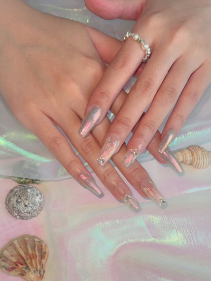 Iridescent Mermaid Pearl 3D Press-On Nails – The Alluring Mermaid